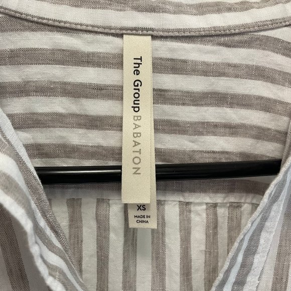 Aritzia Gray and White Striped Linen Button Down Shirt - Picture 2 of 11